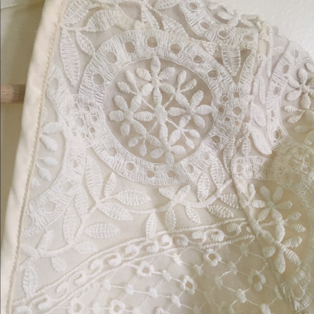 Embroidered cardigan/jacket. - Picture 2 of 2